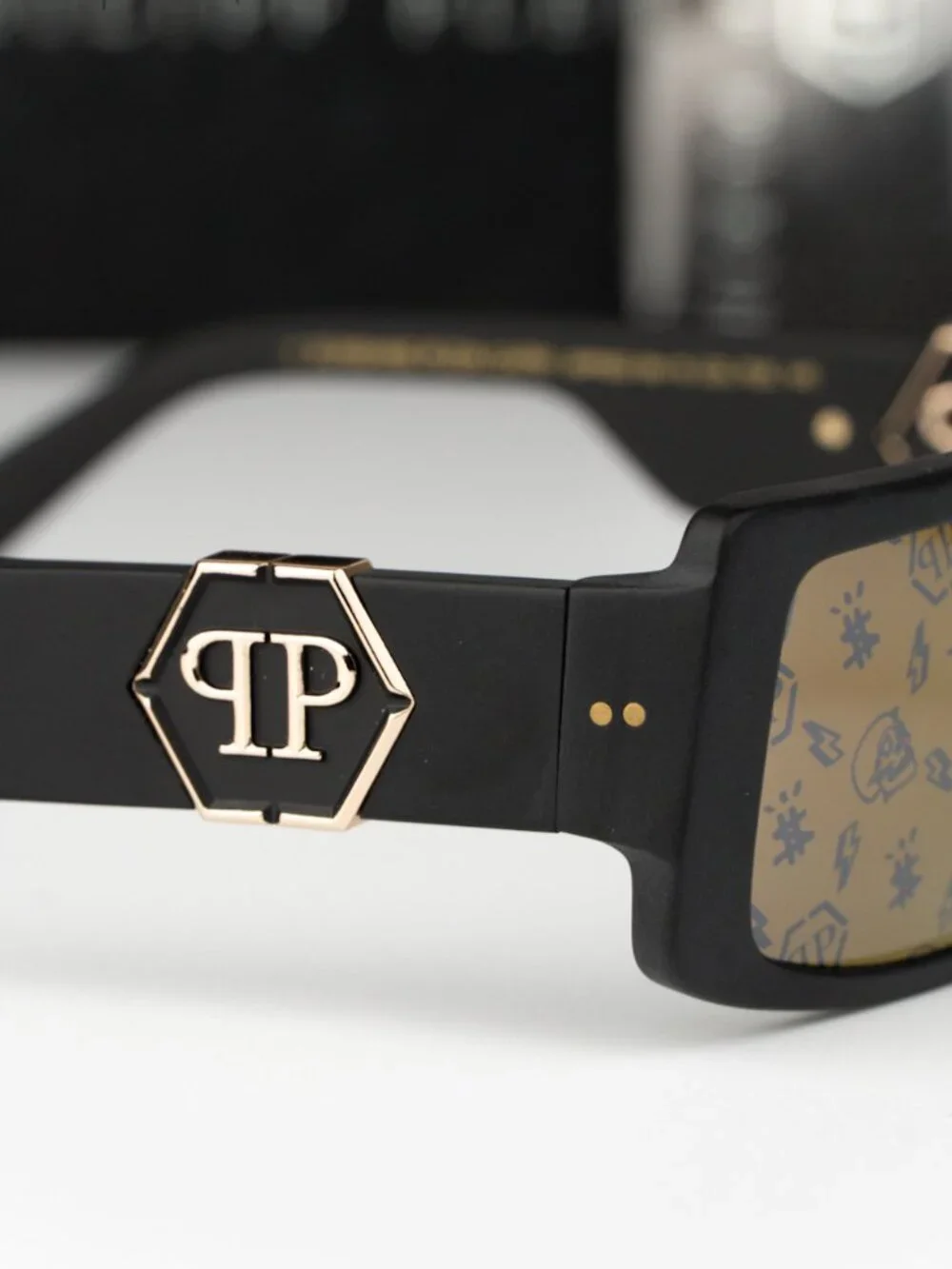 Philipp Plein Men Sunglasses Black Gold Mirror Rectangle SPP003M 703L BRAND NEW
